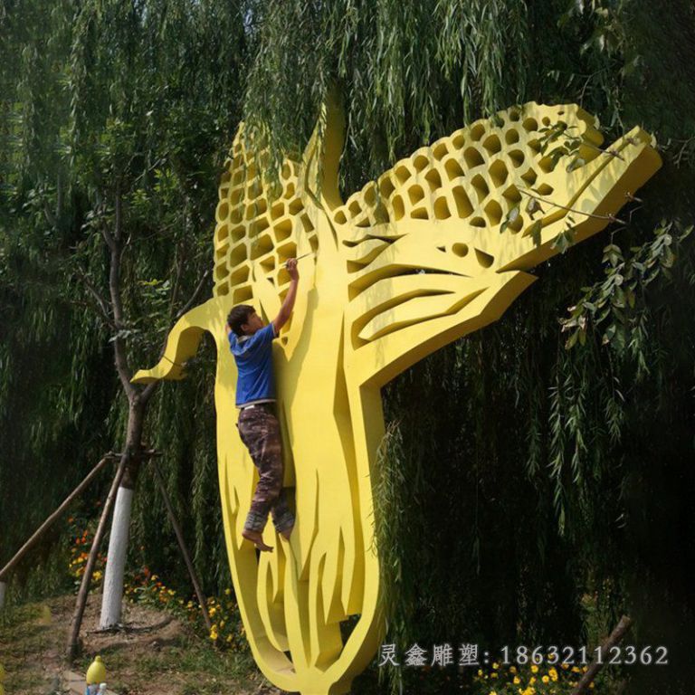 不锈钢剪纸景观雕塑 (66)