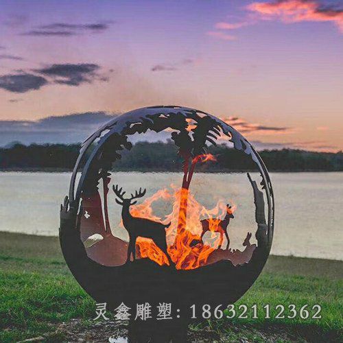 不锈钢镂空球雕塑 (24)