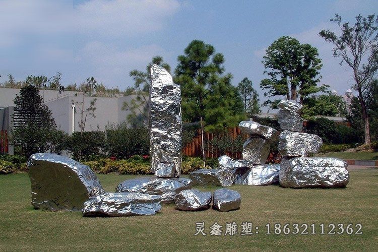 不锈钢石头雕塑 (2)