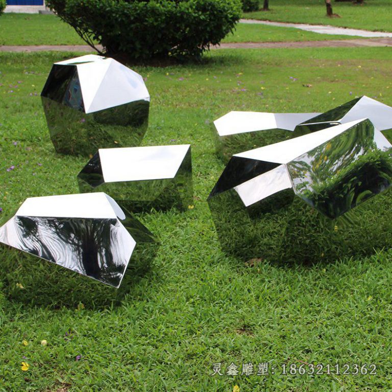 不锈钢石头雕塑 (6)