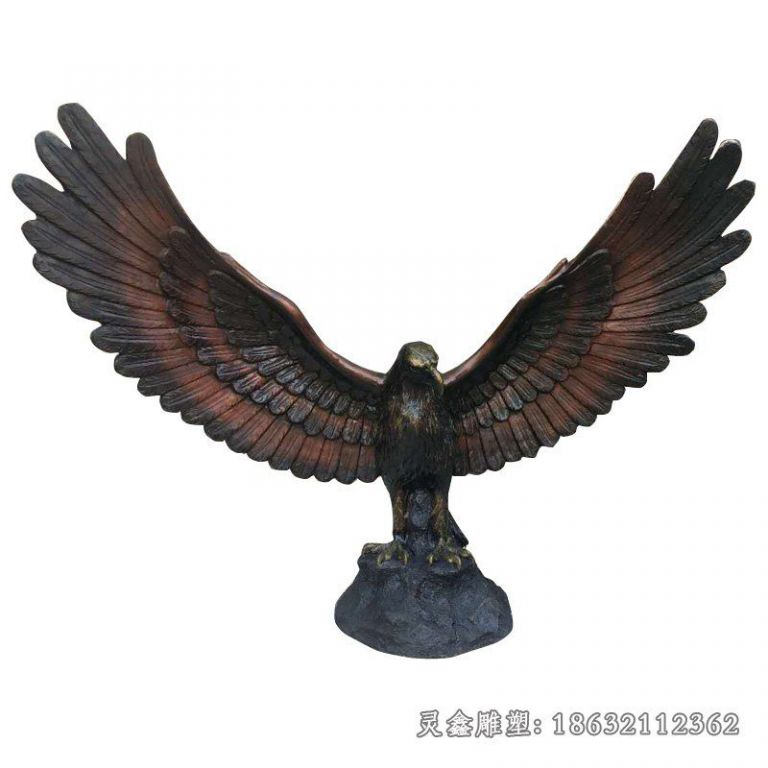 老鹰展翅铜雕