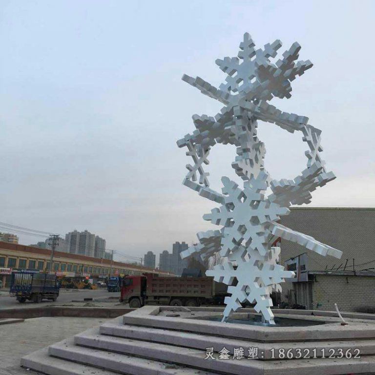 不锈钢雪花雕塑 (3)