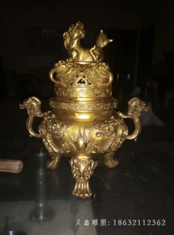 铜香炉，三足香炉铜雕，仿古铜香炉
