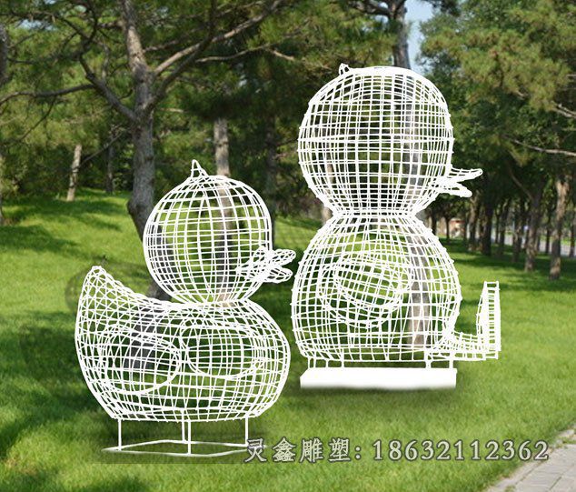 不锈钢镂空鸭子雕塑 (2)