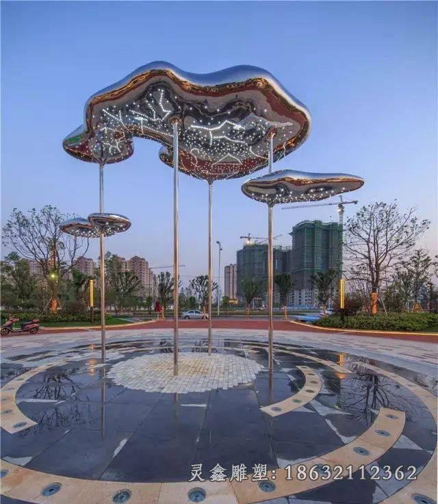 不锈钢蘑菇雕塑 (2)_看图王