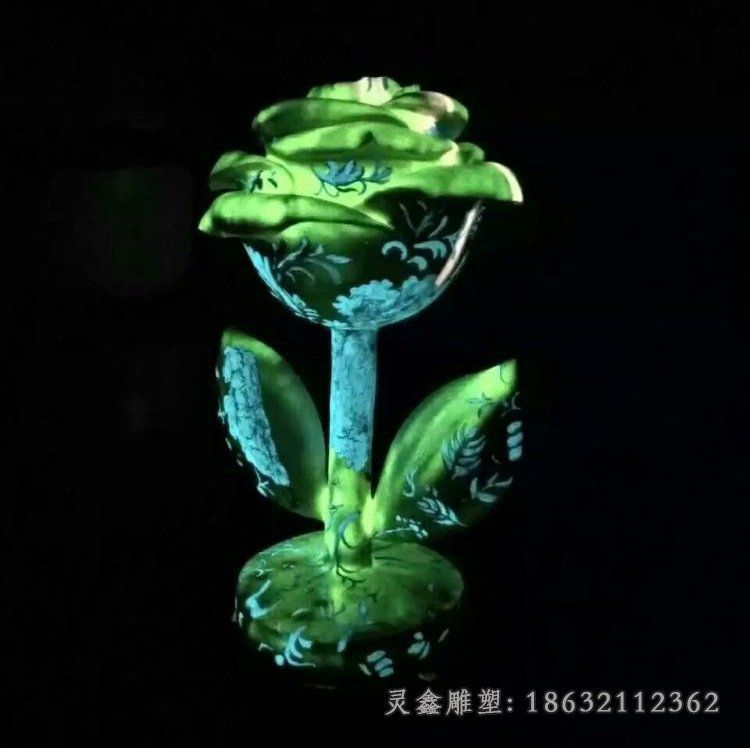 不锈钢玫瑰花雕塑 (7)_看图王