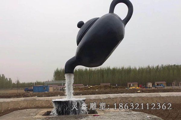 广场茶壶景观铜雕 (2)