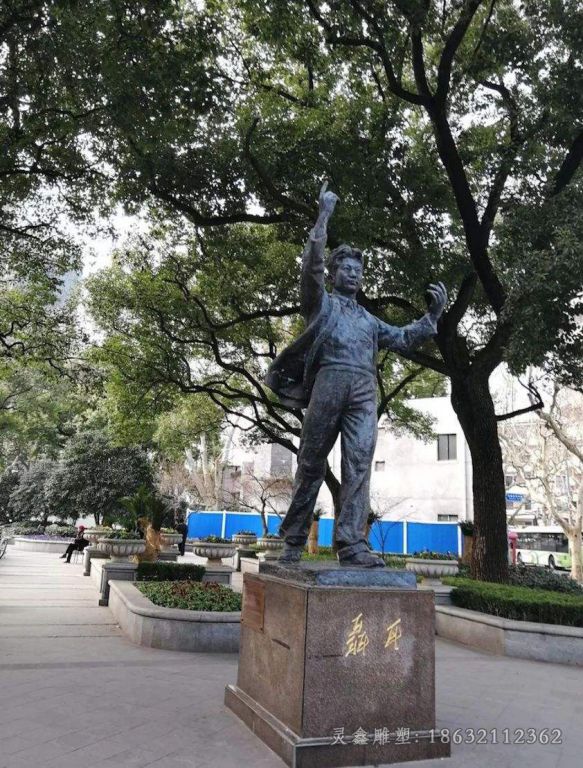 音乐家聂耳人物铜雕