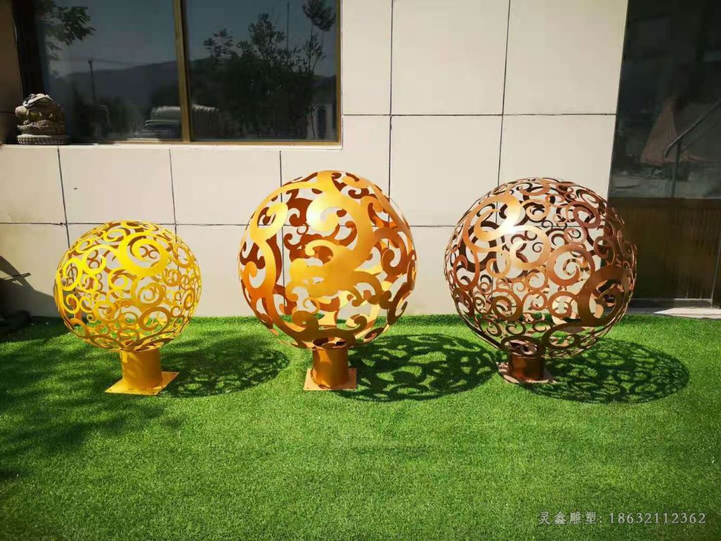 不锈钢镂空球景观雕塑