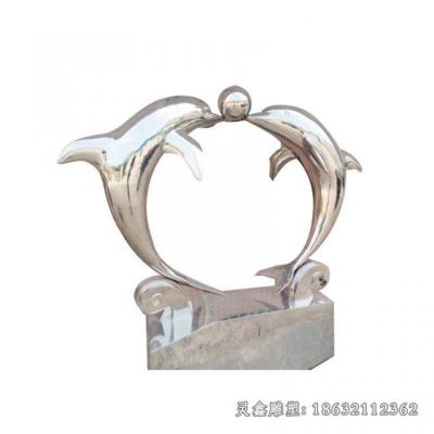 不锈钢情侣海豚戏球雕塑 