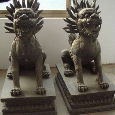 户外麒麟动物景观铜雕