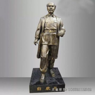 城市白求恩人物景观铜雕