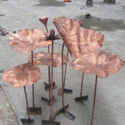 公园古铜色荷花铜雕