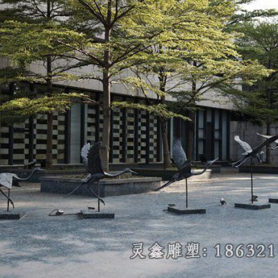广场仙鹤动物景观铜雕