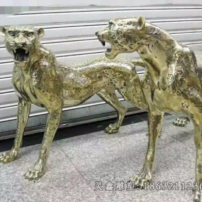 不锈钢金豹子动物雕塑