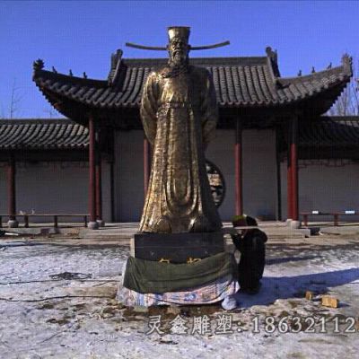 古代包青天人物铜雕 