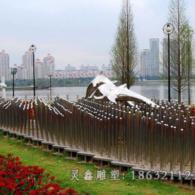 不锈钢户外海豚雕塑