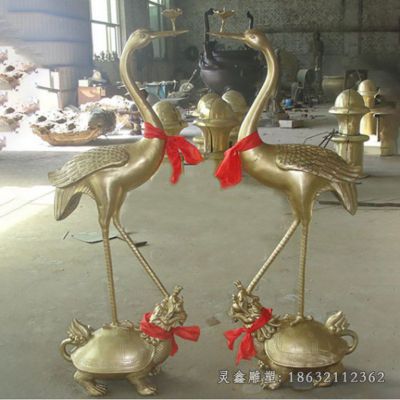 金色仙鹤城市动物铜雕