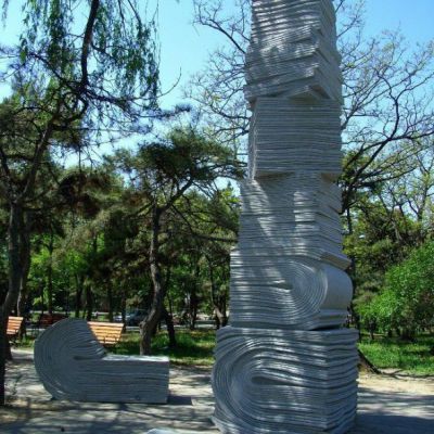 不锈钢校园书籍标志雕塑 