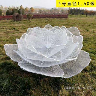 镂空花朵不锈钢雕塑
